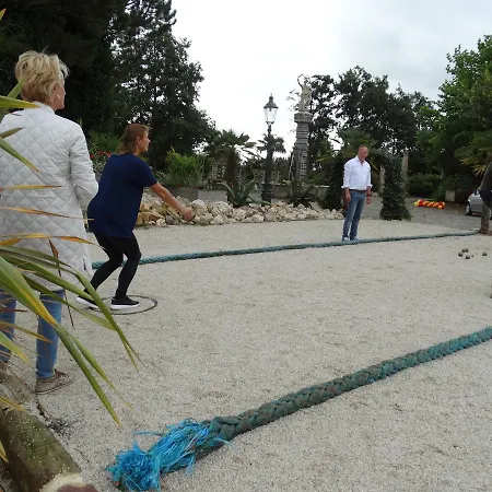 Paradijs Eiland Bed & Breakfast 4*