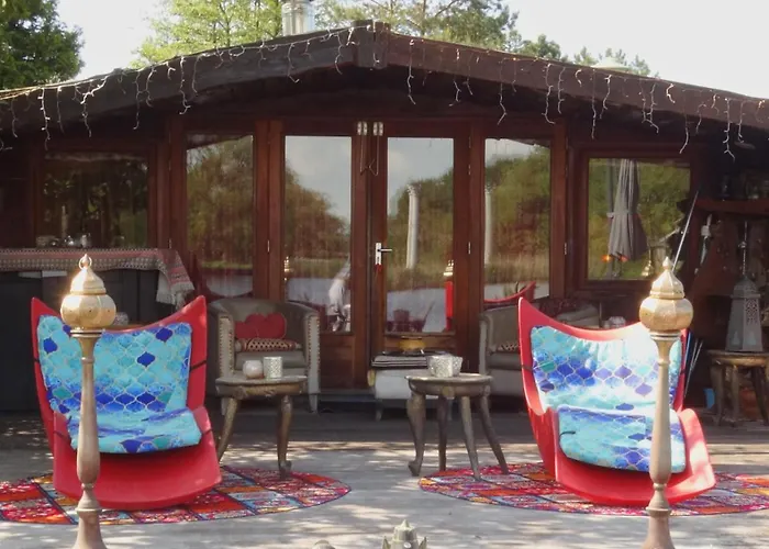 Paradijs Eiland Bed & Breakfast Hillegom