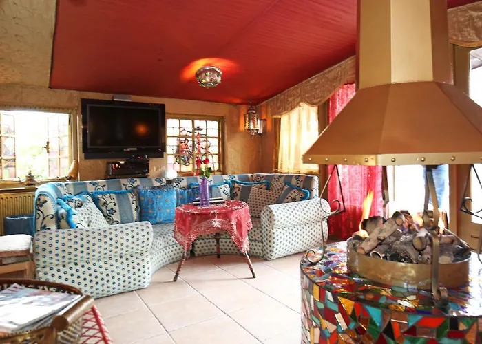 Paradijs Eiland فندق مبيت وإفطار 4*